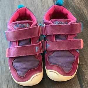 Plae Ty toddler 9.5 Shoes - Pink and Purple